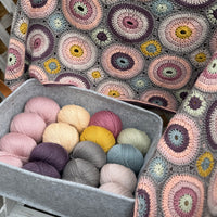 Magic Circles crocheted scarf yarn pack - Buttermilk & Black Tulip