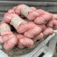 Brimham DK in Rambling Rose (dyelot 030326)