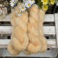 Lowther Lace in Dahlia (Dyelot 150726)