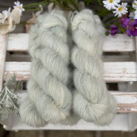 Lowther Lace in Silver Birch (Dyelot 150726)