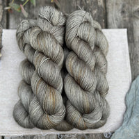 Titus 4ply in Autumn Fog (Dyelot 220725)