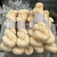 Pendle DK in Whispering Grass  (Dyelot 200825)