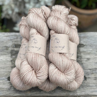 Silverdale DK in Driftwood (Dyelot 070825)