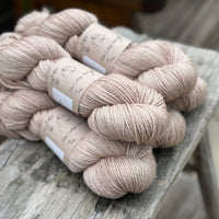 Silverdale DK in Driftwood (Dyelot 070825)