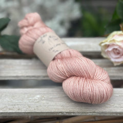 Titus 4ply in Rambling Rose (Dyelot 260825)