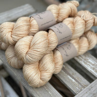 Titus DK in Whispering Grass (Dyelot 120925)