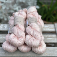 Titus DK in Stonecrop (Dyelot 120925)