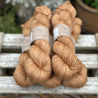 Pendle DK in Falling Leaves (Dyelot 120925)