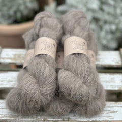 Lowther Lace in Charcoal (Dyelot 060325)