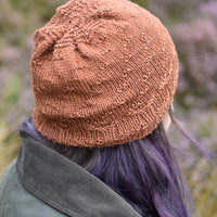 Acorn hat by Anna Elliott in Milburn DK