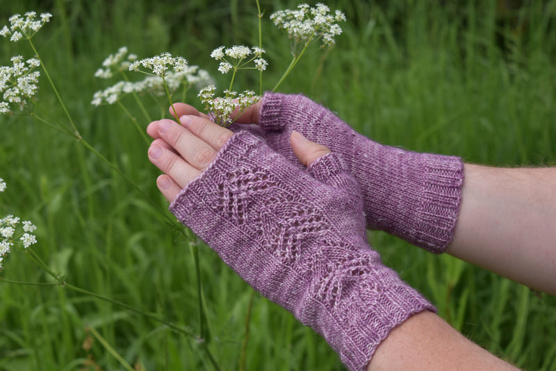 Willow Fingerless Mitts by Victoria Magnus