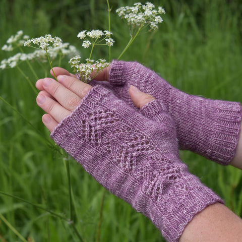 Willow Fingerless Mitts by Victoria Magnus