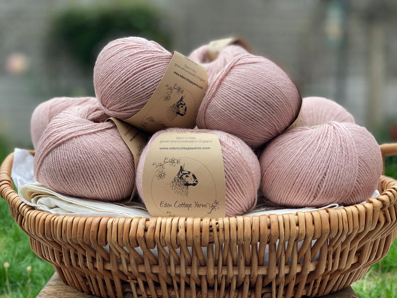 Pale pink yarn
