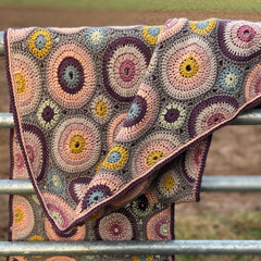 Victoria's Magic Circles using Black Tulip